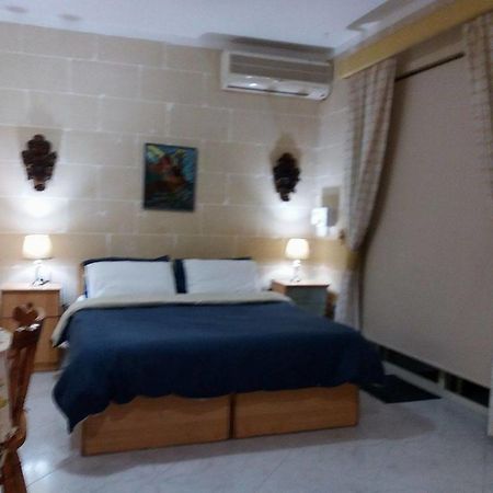 Marsalforn Studio Apartment ภายนอก รูปภาพ