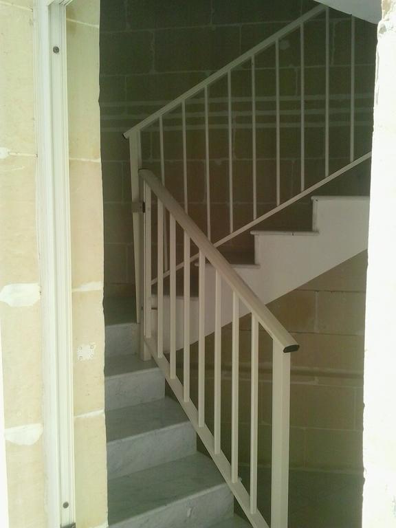 Marsalforn Studio Apartment ภายนอก รูปภาพ