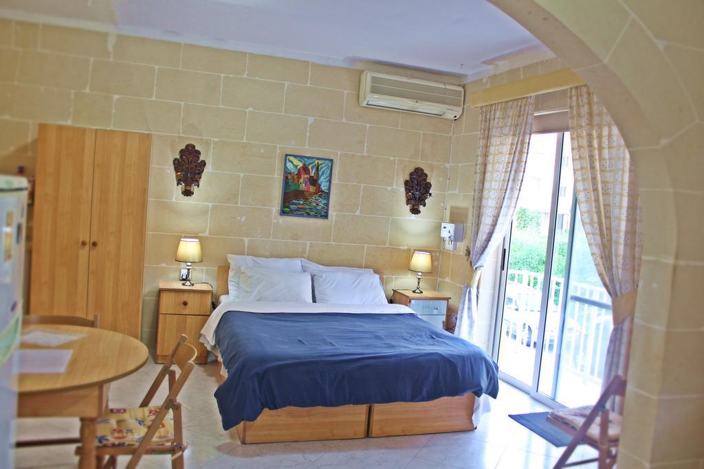 Marsalforn Studio Apartment ภายนอก รูปภาพ