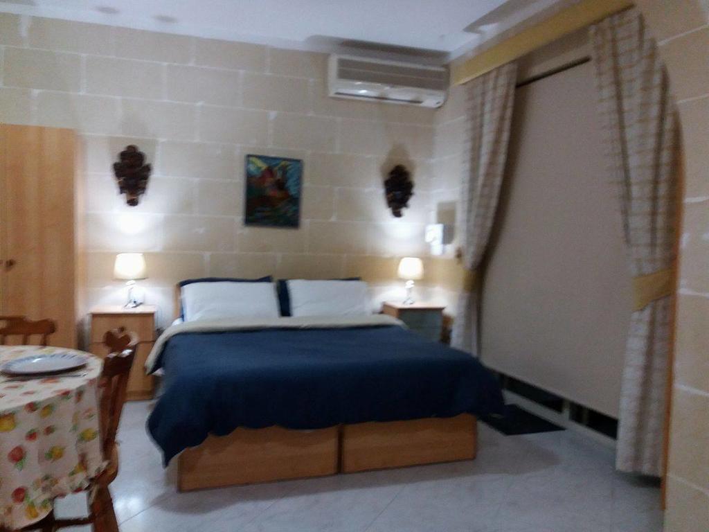 Marsalforn Studio Apartment ภายนอก รูปภาพ